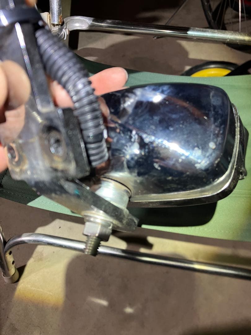 sr400 ヘッドライト