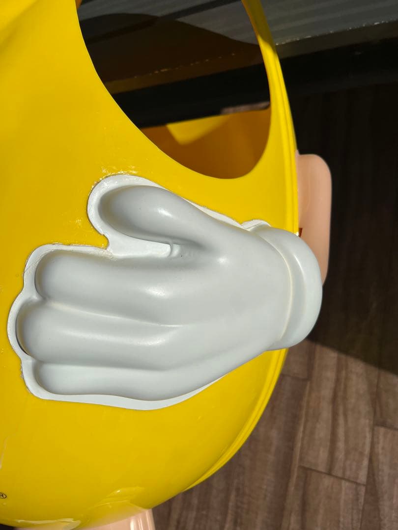 げんちゃん　 M&M's イエロー　ディスプレイ