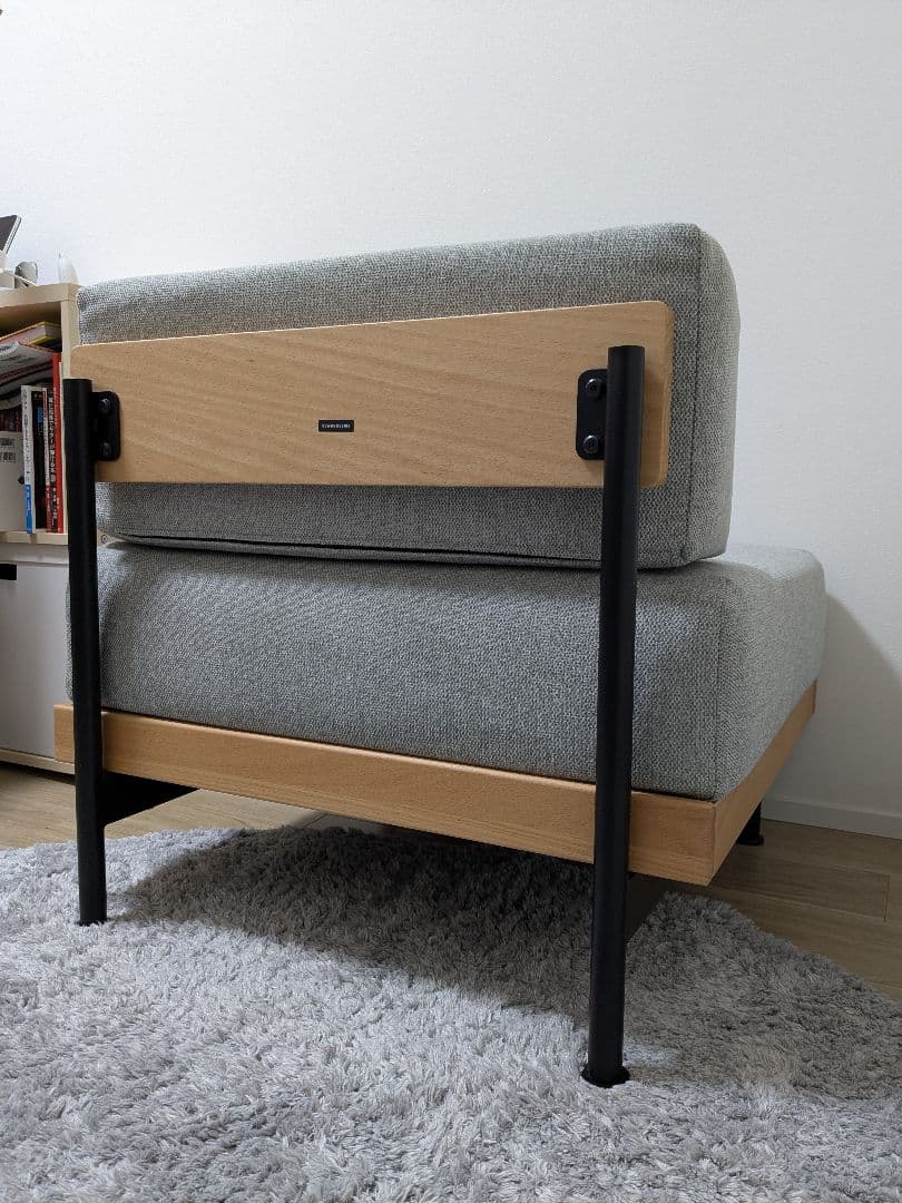 ニトリ1人用ソファ 新しい暮らし方のためのツール by BEAMS DESIGN