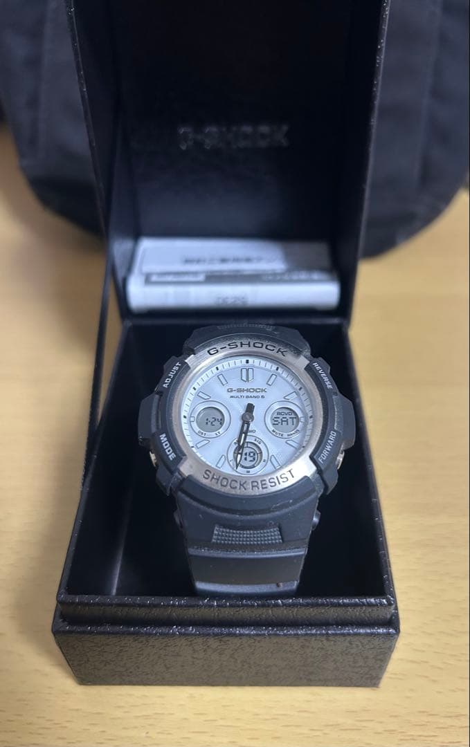 G-SHOCK デジタル腕時計 ブラック/ホワイト　AWG-M100S