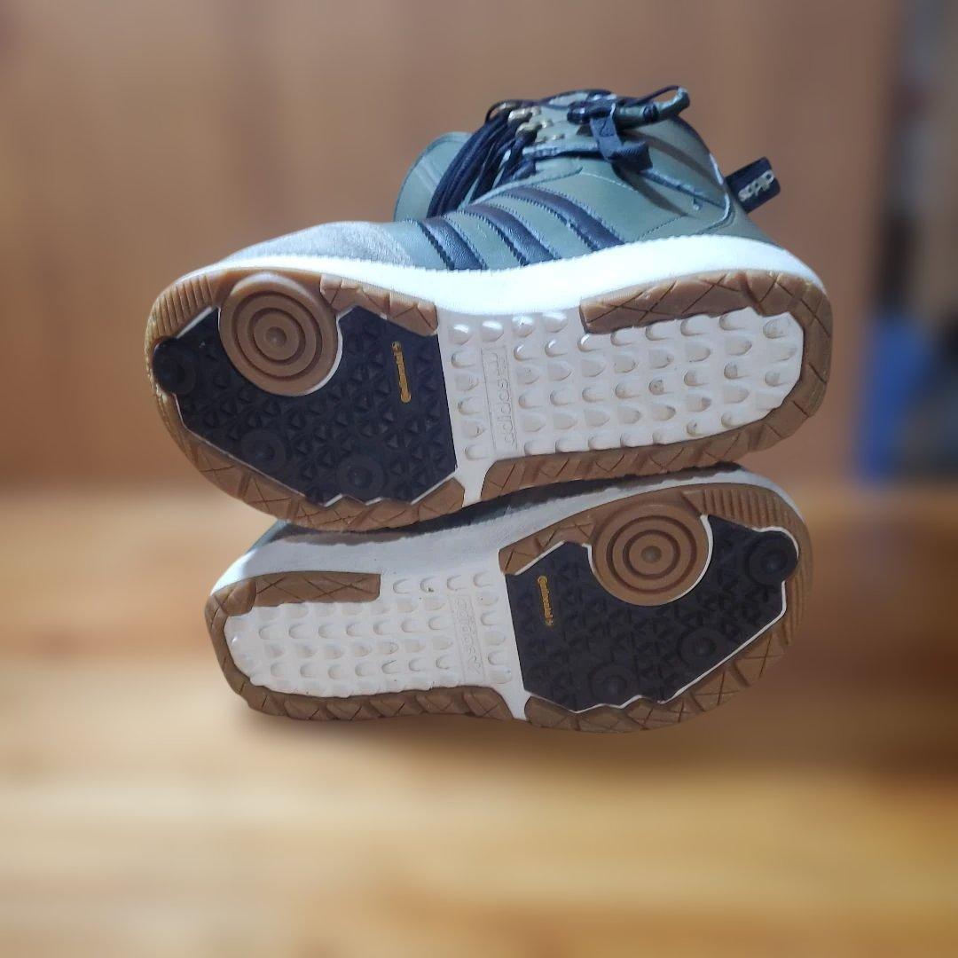 adidas スノーボードブーツ！ 26096