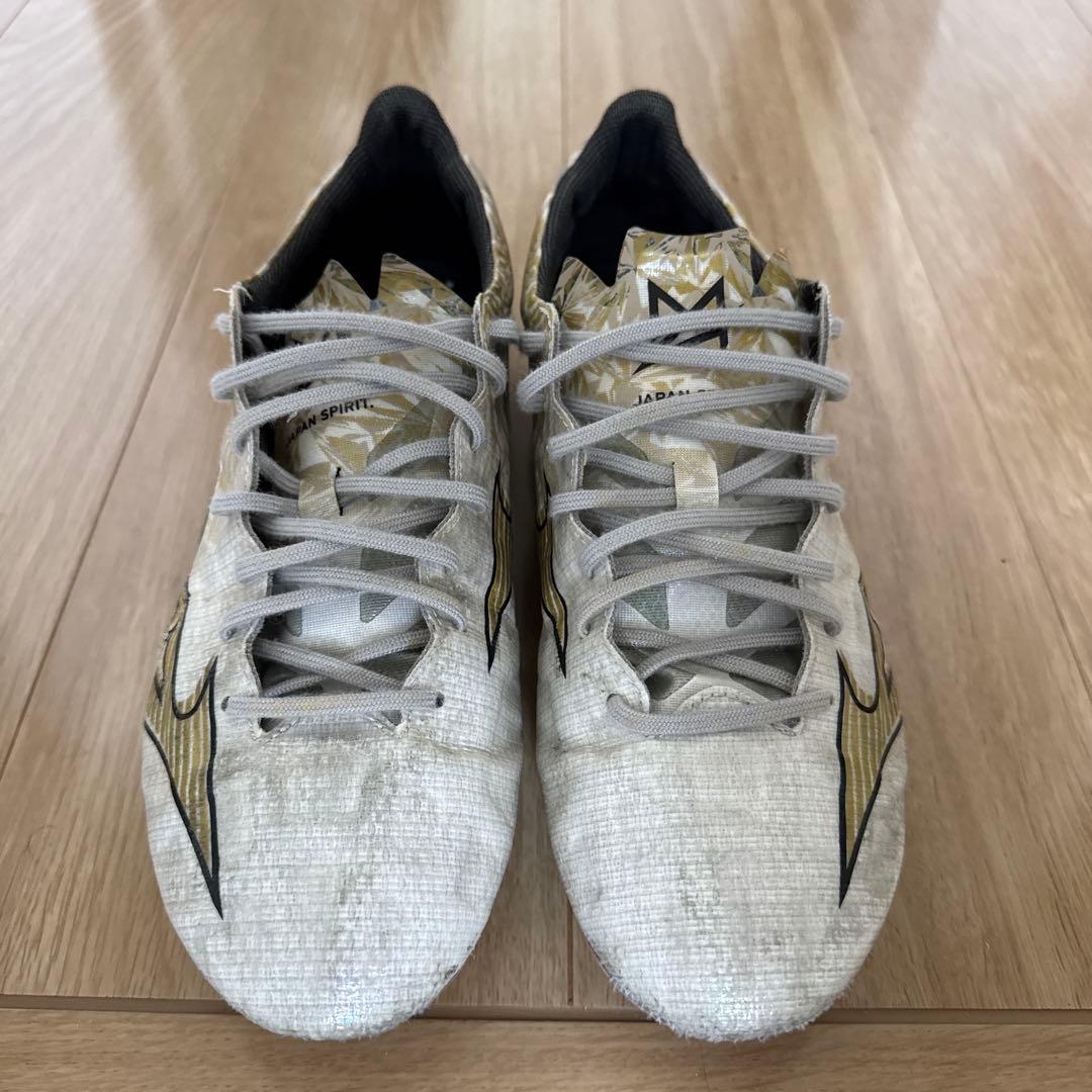 Mizuno サッカーシューズ ホワイト/ゴールド 26.5cm