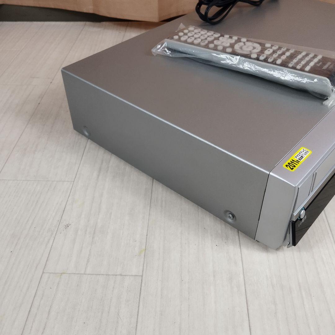 ほぼ未使用　極美品　東芝 VHS一体型DVDレコーダ　D-VR5 　アナログ機
