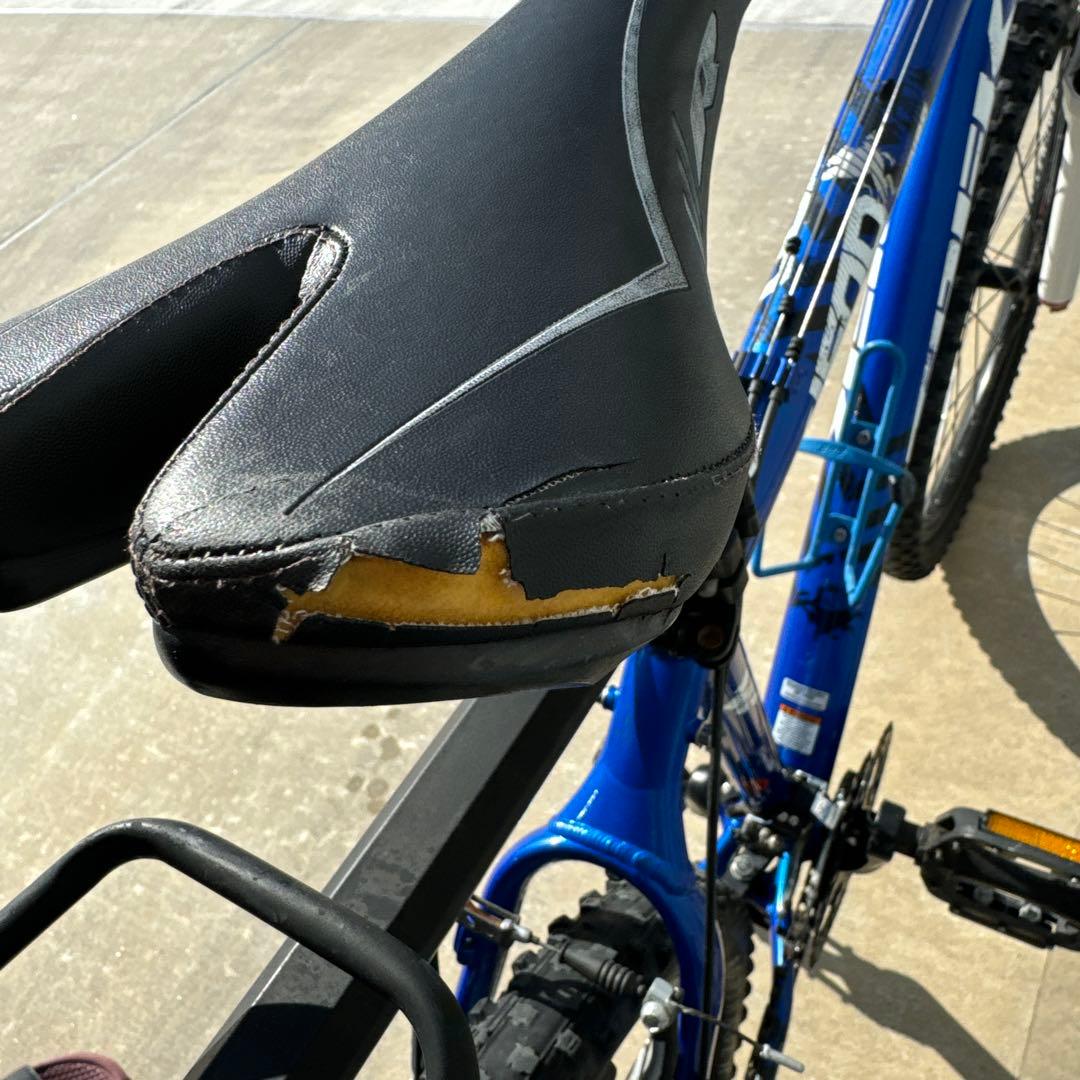 TREK 4 Series 4500 MTB シマノ Deore搭載 3x9段