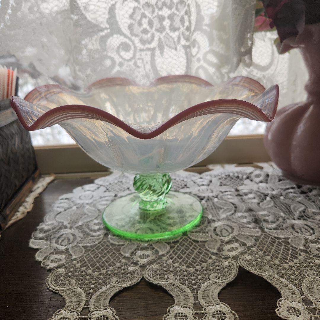 アンティークオパールセントガラス　コンポート