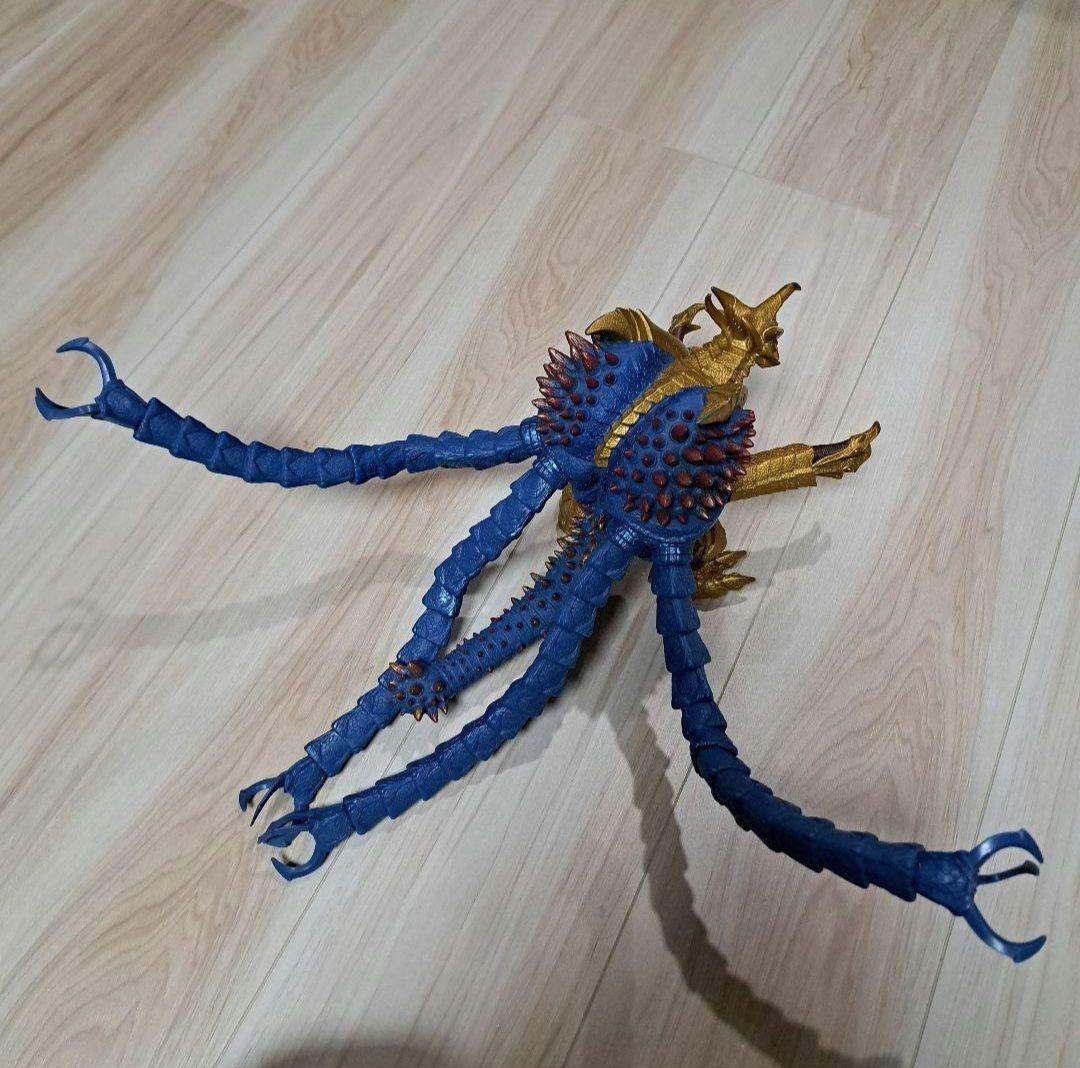 Uキラーザウルス 2006 ユーキラーザウルス ウルトラマン 怪獣フィギュア