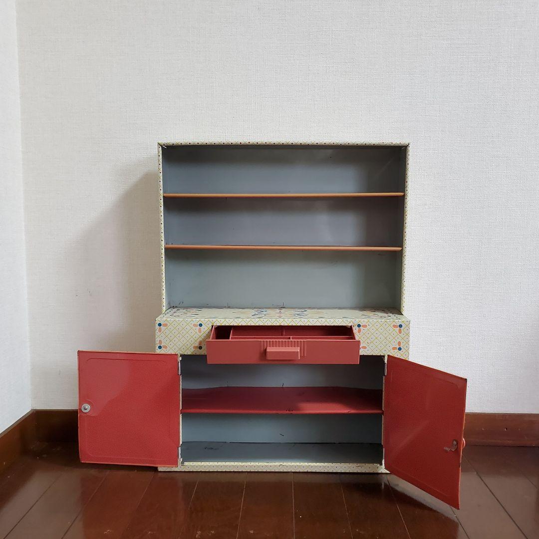 ヴィンテージ　ドールキャビネット