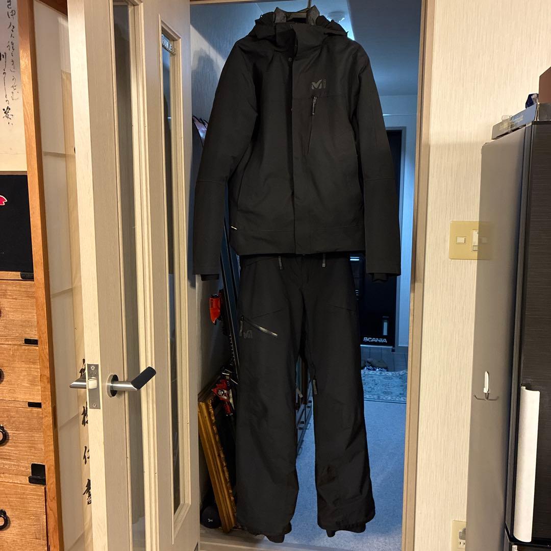MILLET スキースノボウェア 上下セット ブラック 上 M、下 L