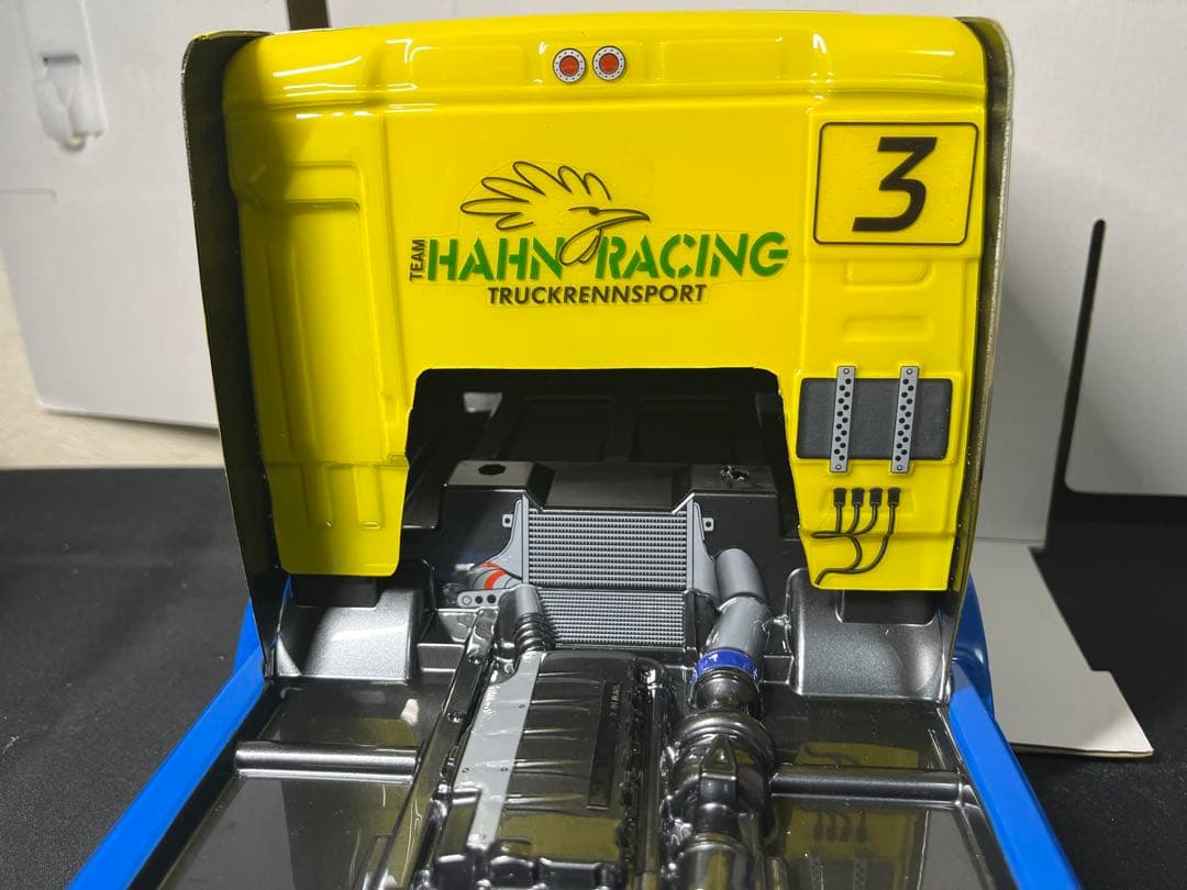 TAMIYA TEAM HAHN RACING MAN TGS ボディ　完成品