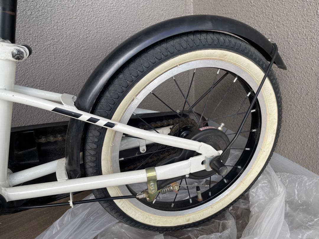 Alfa Romeo キッズ自転車 ホワイト　16インチ