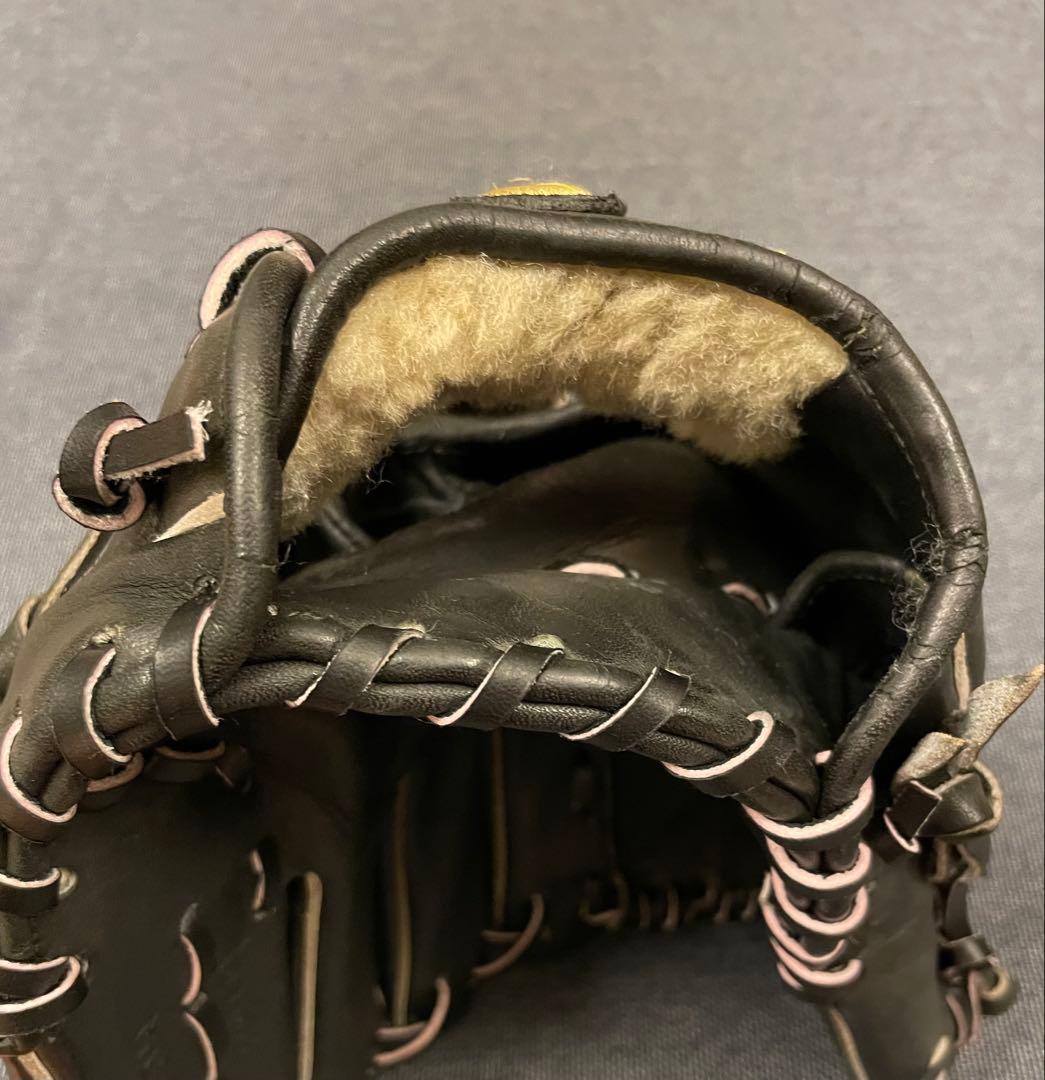 希少！　アンダーアーマー　野球 硬式グローブ 一般用　大人　右投げ　グラブ