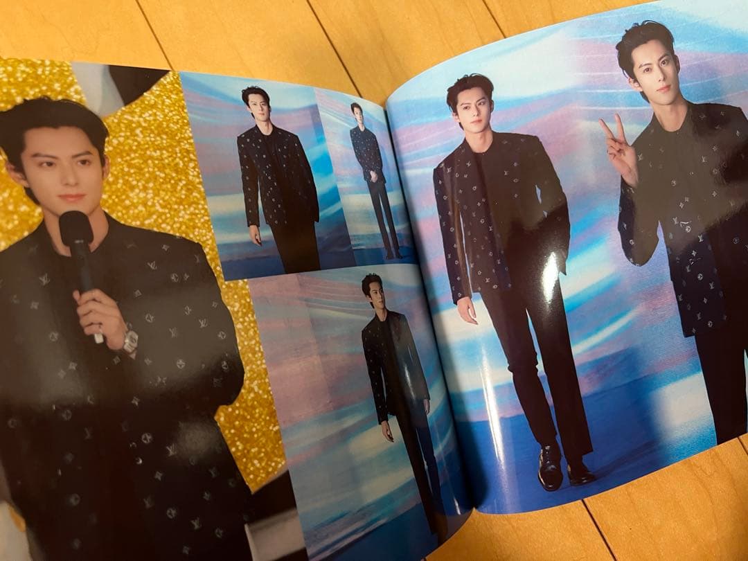 蒼蘭訣 王鶴棣　110枚写真入り個人写真集ワンホーディー写真集34p2023-2