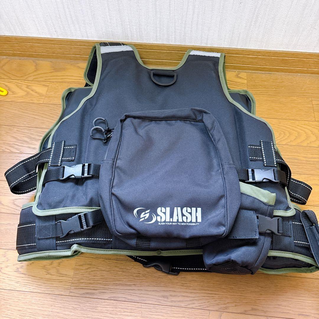 SLASH タクティカルベスト　SL-101