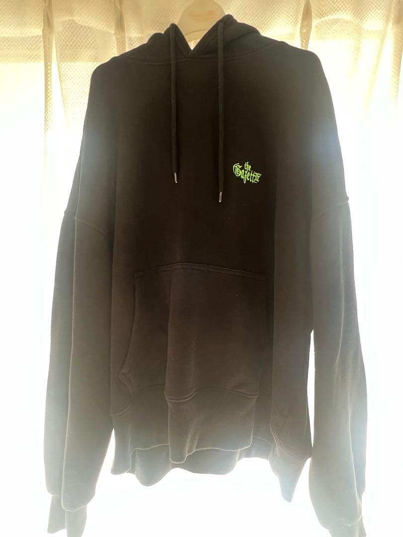 〈送料込〉the GazettE パーカー