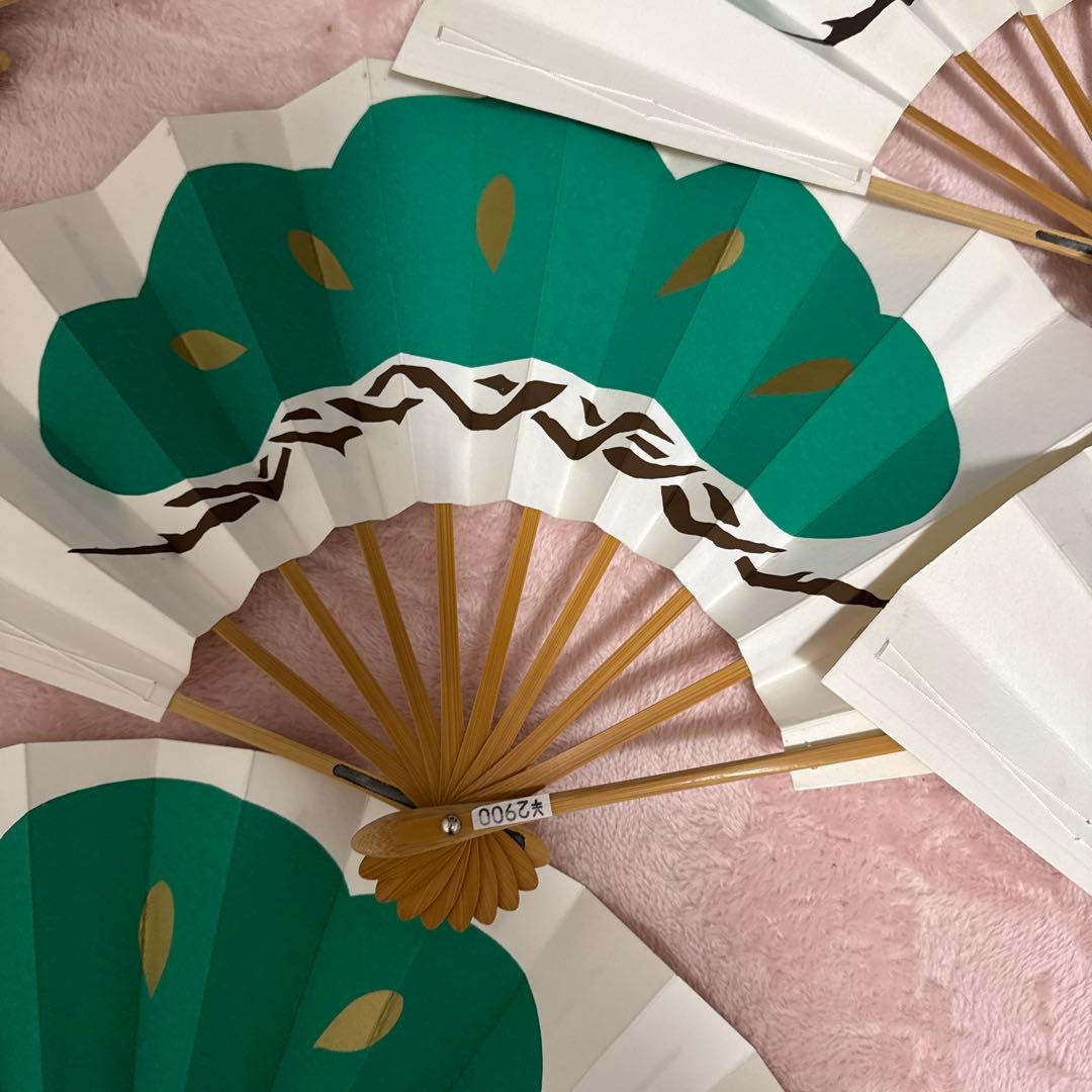 郷土芸能扇子 8本セット 緑と白　松づくし