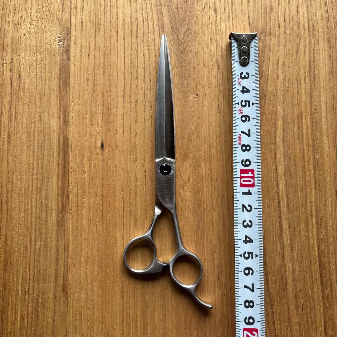 TAA 仕上げストレートシザー　KM-70 7インチ