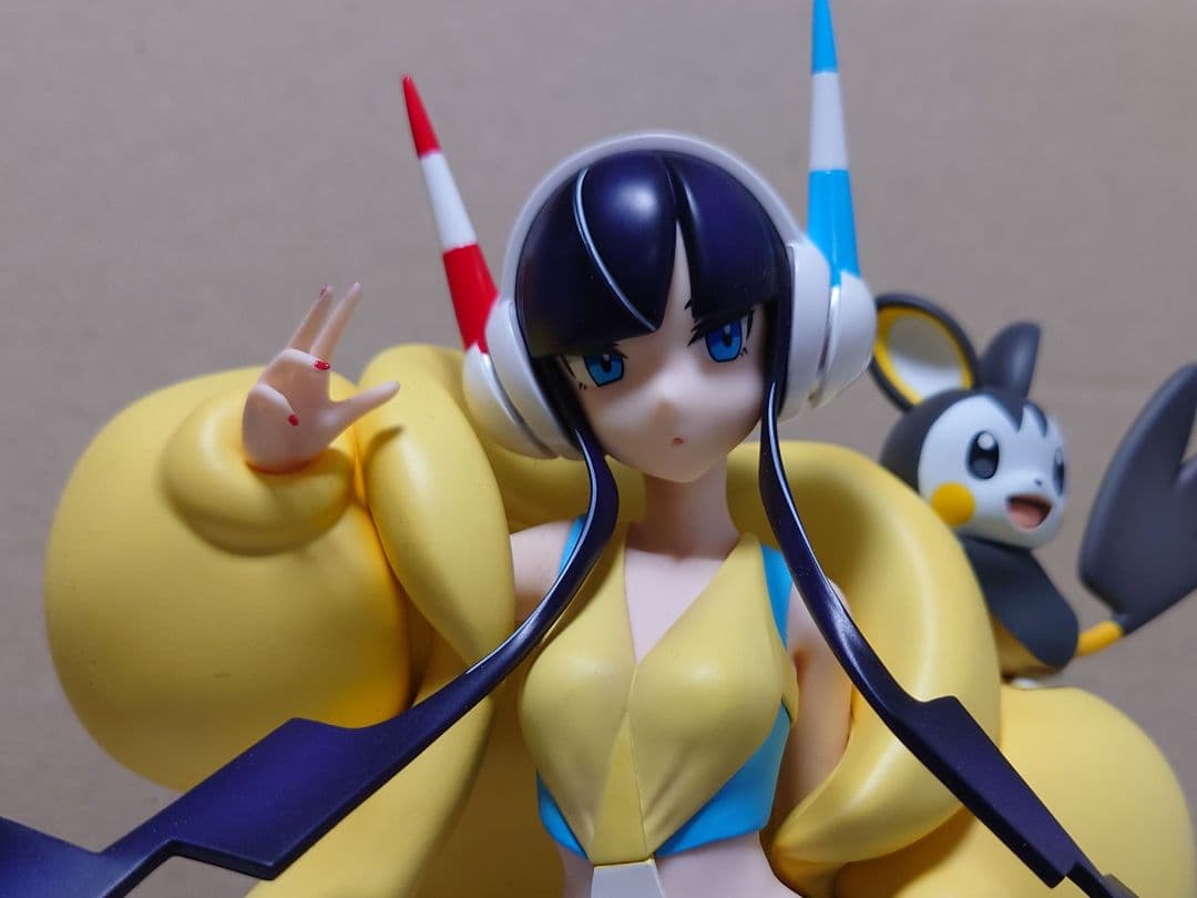 カミツレ & エモンガ KOTOBUKIYA フィギュア　ポケモンセンタ