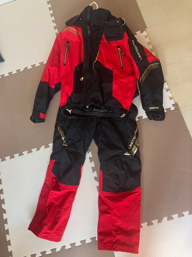 シマノ GORE-TEX レインウェア RB-111L サイズM （難アリ）