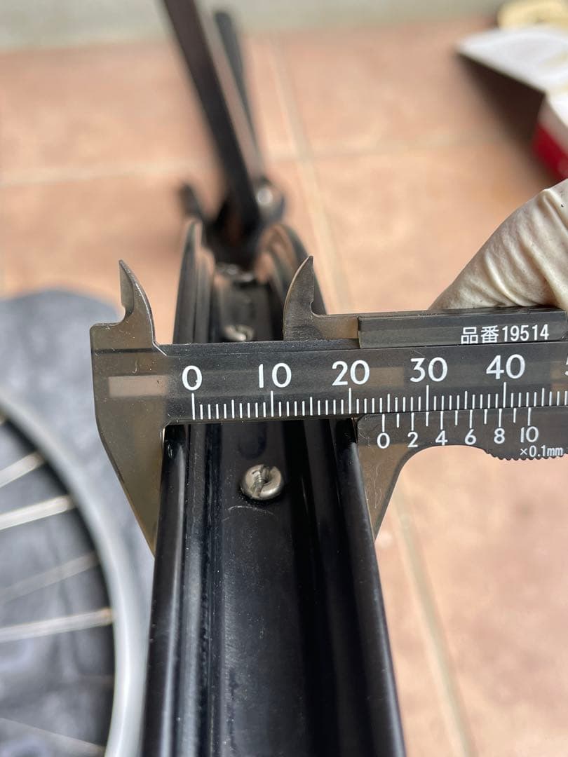 Shimano DEORE LX 550 26インチホイール７速 ARAYA