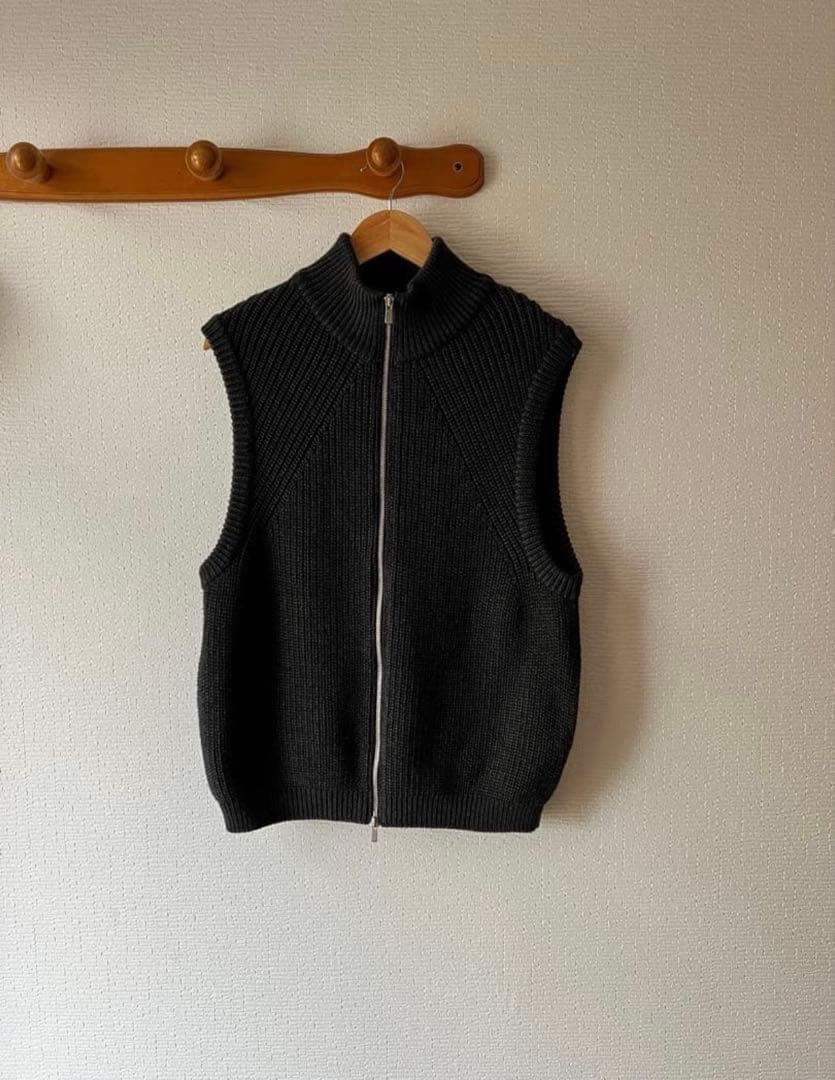 【未使用に近い美品】 24AW BATONER ニットベスト