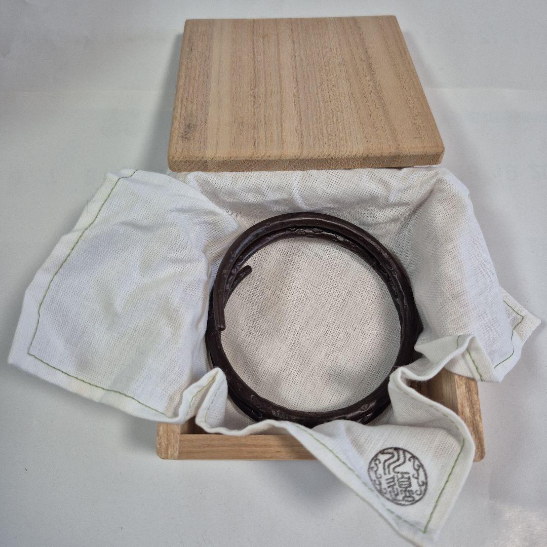 茶飯釜(釜、弦、鉄蓋、替蓋、蛇の目蓋、釜鐶)　茶道具　川邊憲一造　共箱付き