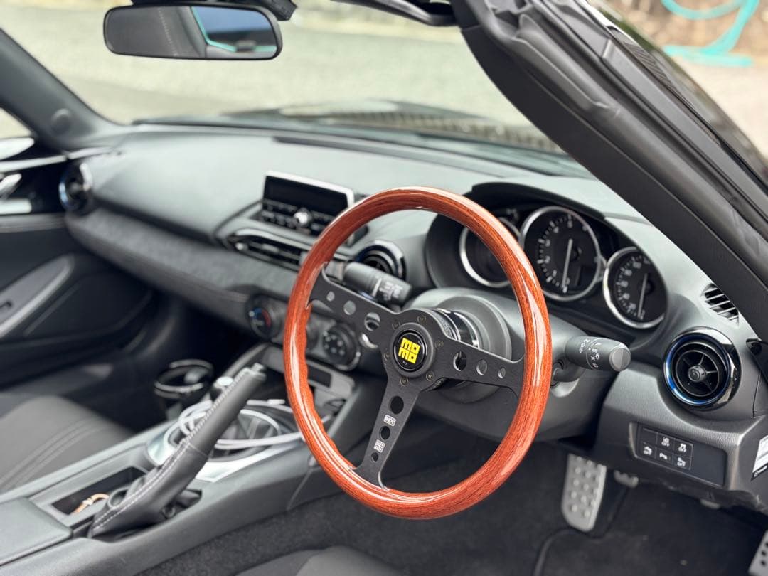 【NDロードスターフルセット】MOMO ウッドステアリングHL-06