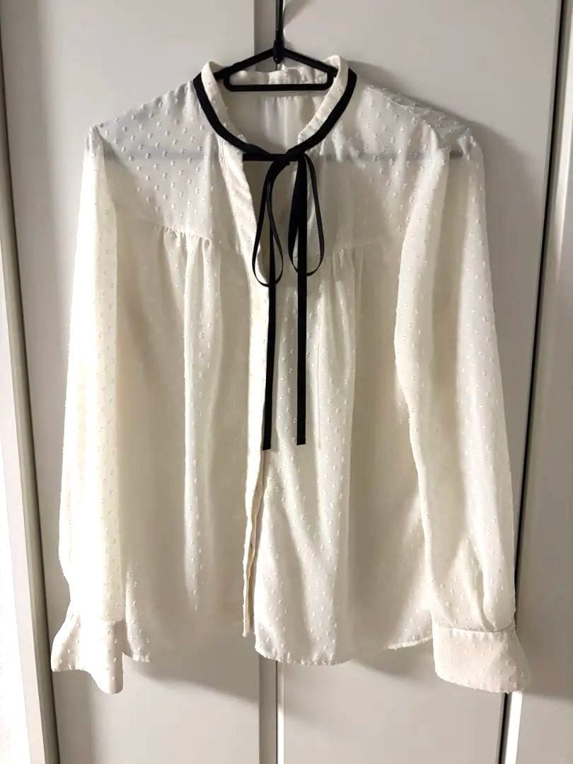 カットジャカードリボンブラウス PINKY&DIANNE