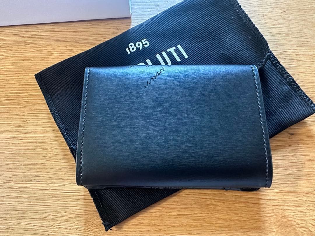 専用 ベルルッティ 新品未使用 日本限定 名刺入れ ボックスカーフレザー