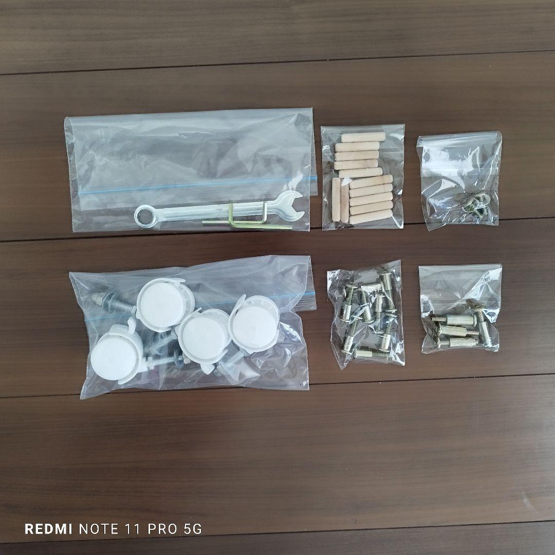 【送料込み】ホワイト木製ベビーベッド ハイタイプ 2段階高さ調節可能