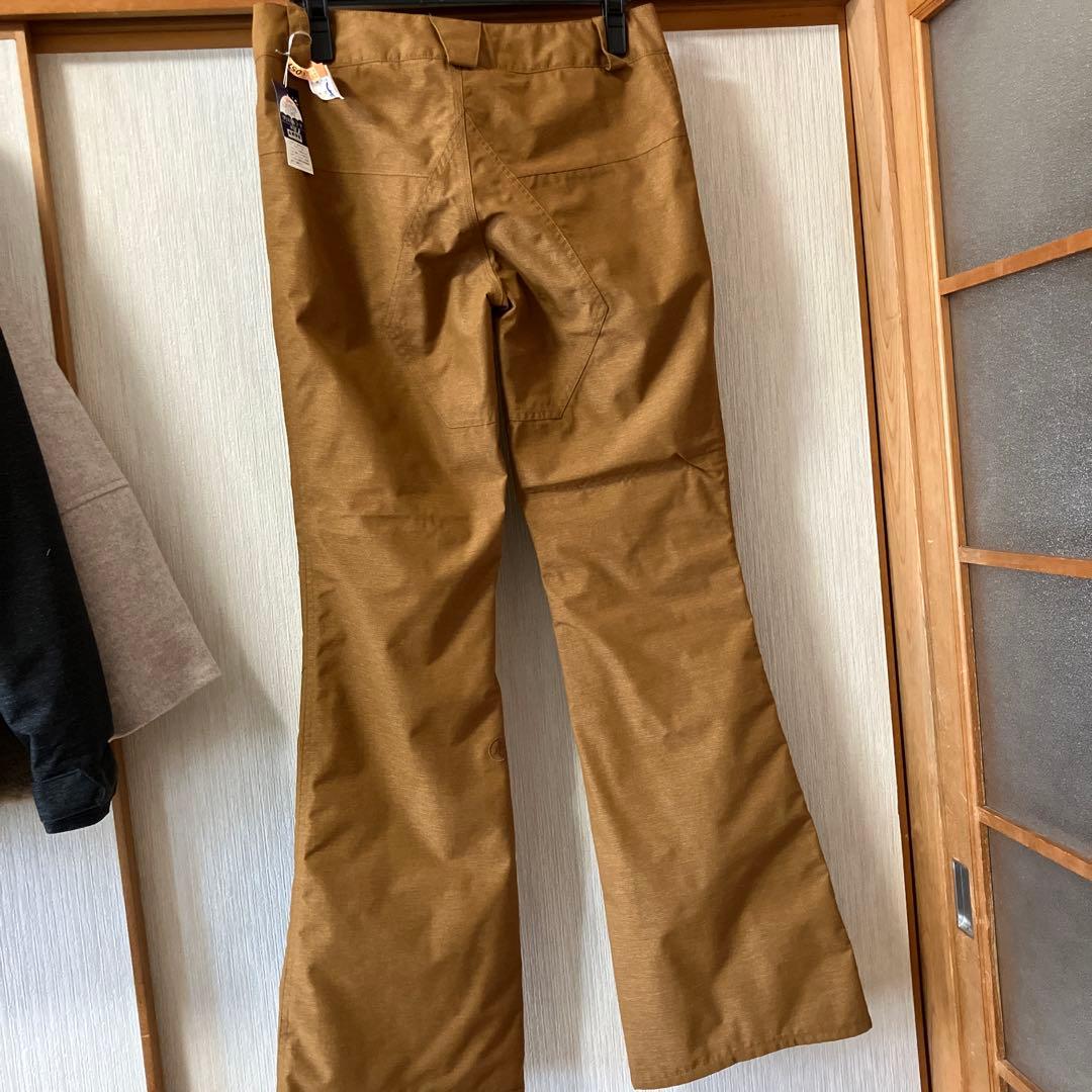 VOLCOM レディース　スノーボードウェア　上下