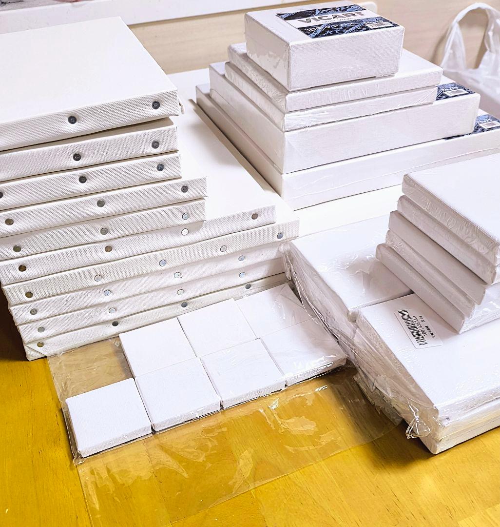 最終価格全６７点、白、黒、四角、三角、丸、六角、ハート等キャンバスまとめ売り