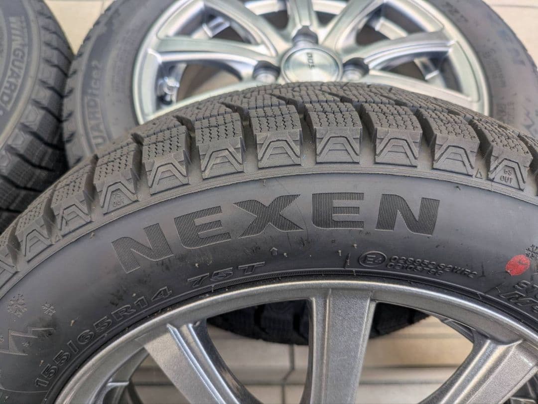 ★スタッドレスタイヤホイルセット 4本　14インチ★　美品　★送料込み★