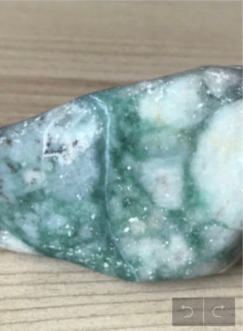 糸魚川翡翠　海石　親不知海岸　158g