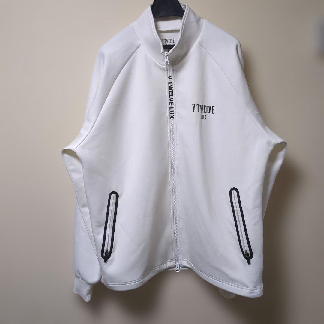 V TWELVE LUX ホワイトジャケット