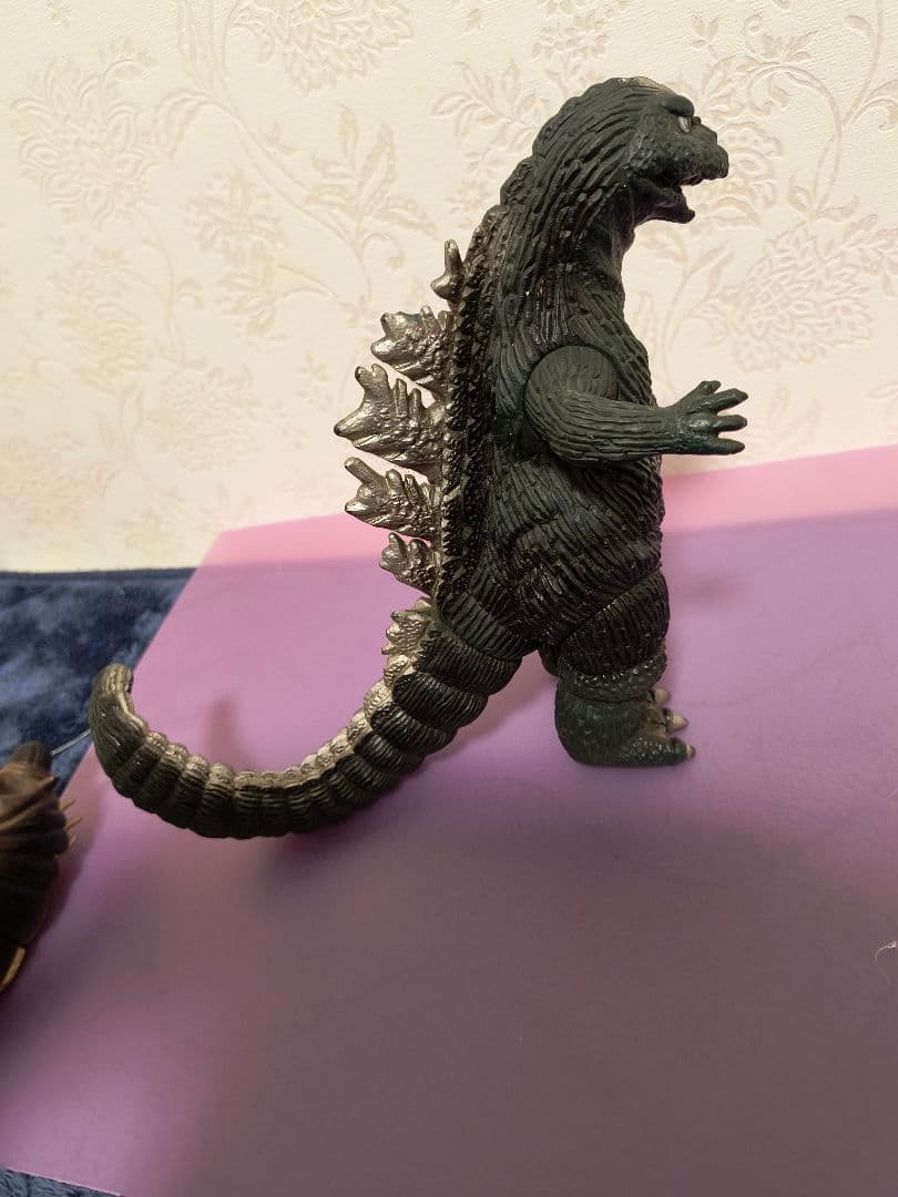 ゴジラ系ソフビフィギュア５体セット！