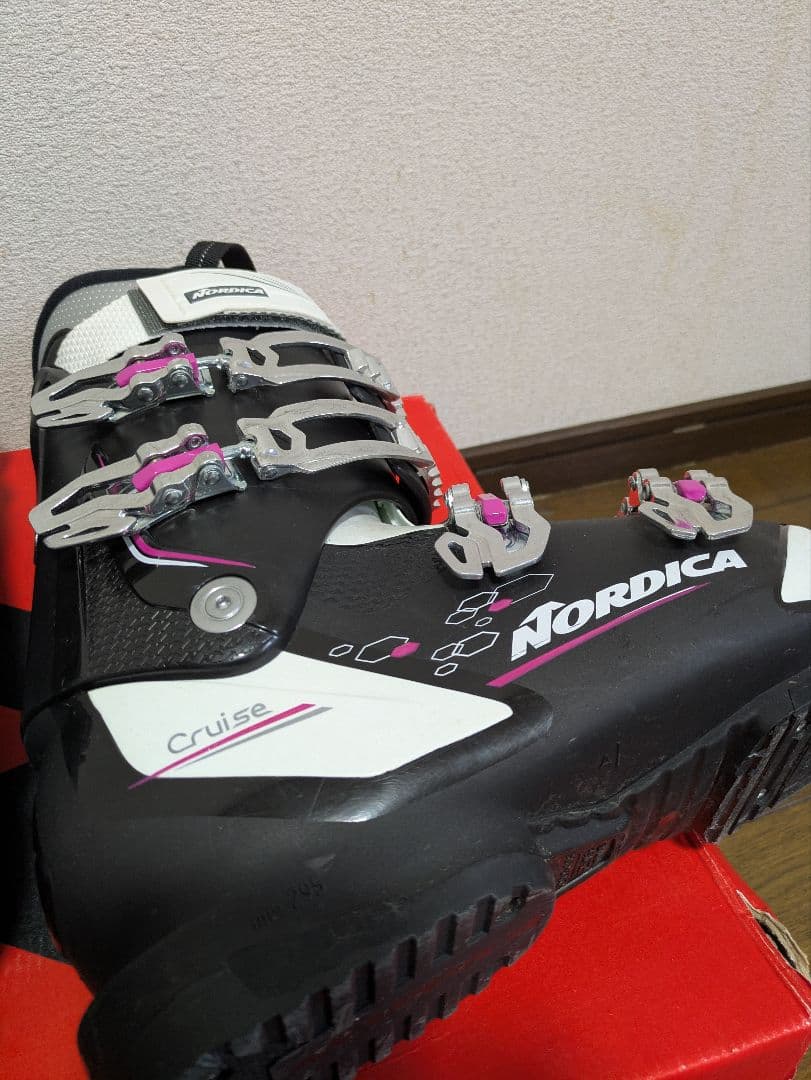 Nordica スキー用ブーツ 25.5 女性用
