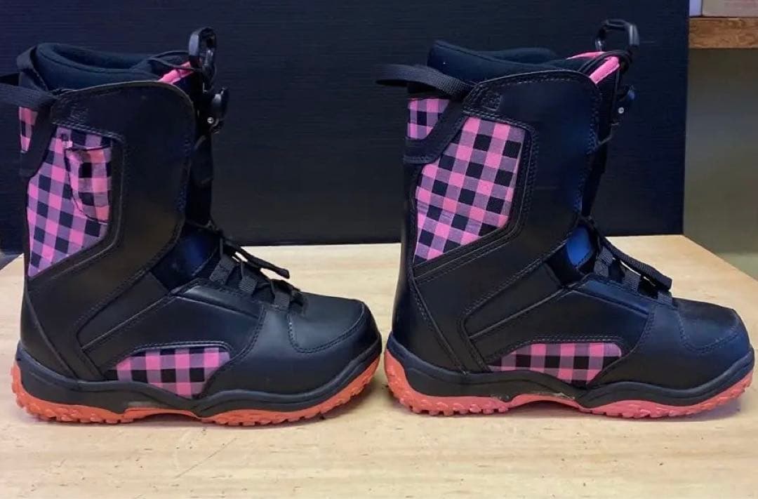 VAXPOT スノーボードブーツ 24cm ブラック/ピンク