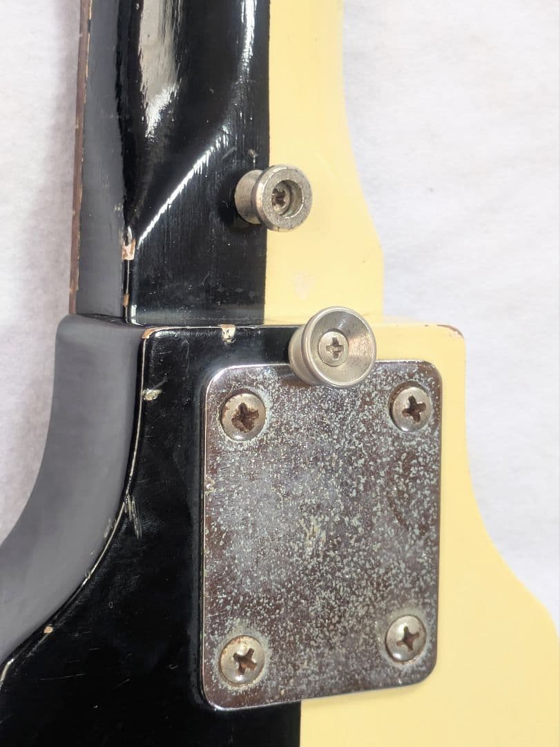 フライングV　マイケルシェンカータイプ　多分Tomson 送料無料