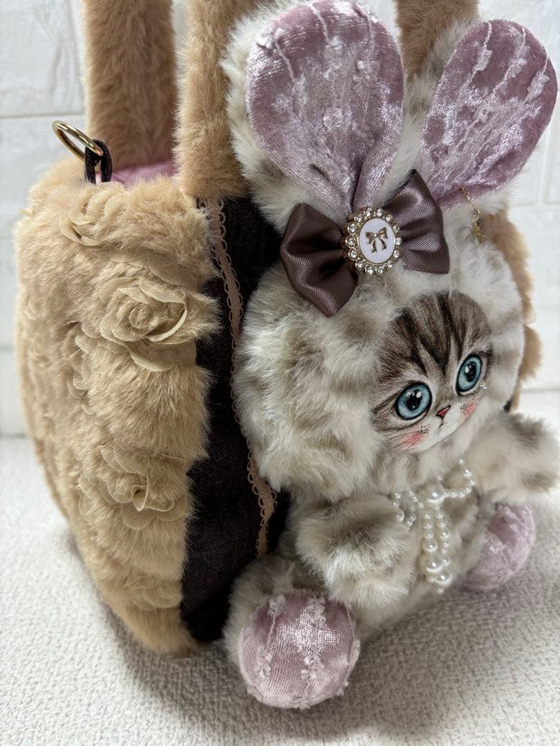 ゆ*ら様 コヤンイサムチョン　ファーバッグ　ベージュ　うさちゃん