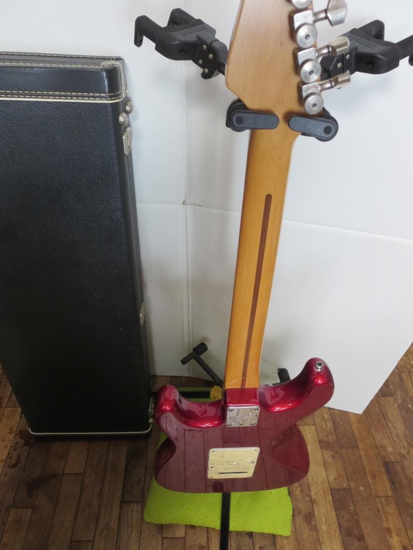 Fender USA BIG APPLE ストラトキャスター ケース付