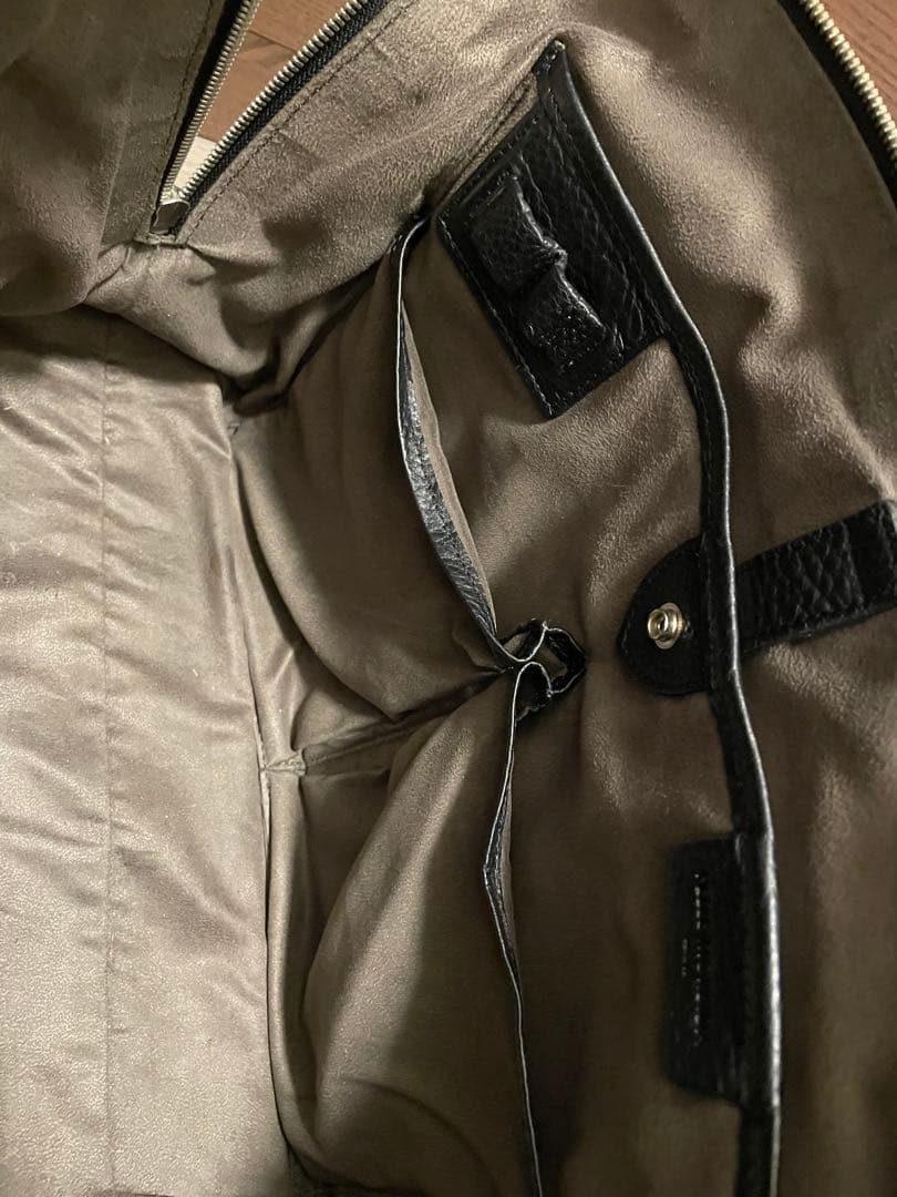 ペッレモルビダ Maiden Voyage シュリンクレザー ビジネスバッグ 黒