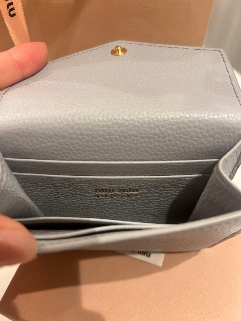 miumiu カードケース 名刺入れ ヴィッテロダイノ 完備 ウォーターリリー