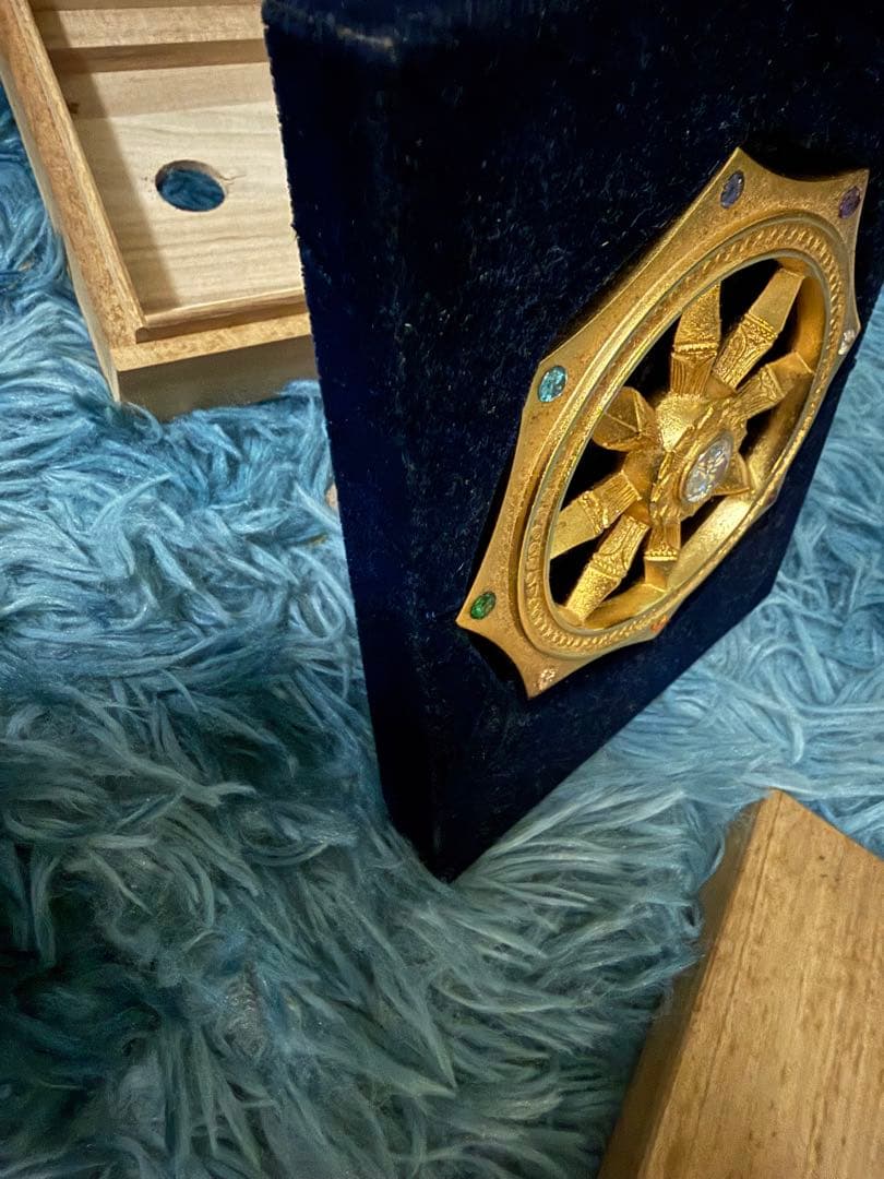 輪廻転生瞑想法秘伝 準胝尊秘密光明七宝輪寶 共箱付き 立て掛け 七宝輪 阿含