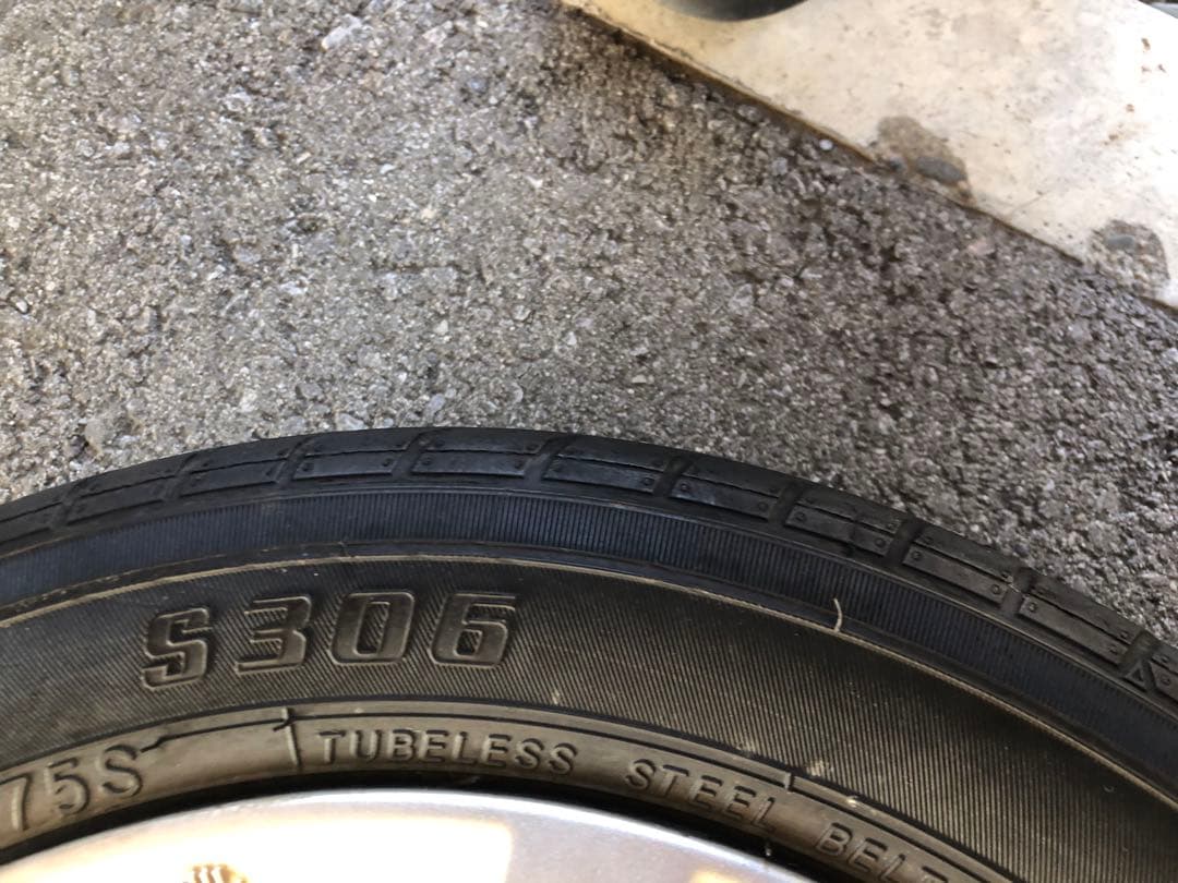 14 インチアルミホイール&タイヤ2本セット ①